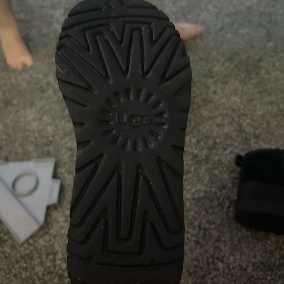 UGG Women's Classic Mini Black Platform Boots - Picture 7 of 16